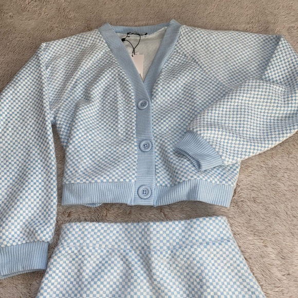 Zara matching cardigan and mini skirt set - Picture 3 of 5